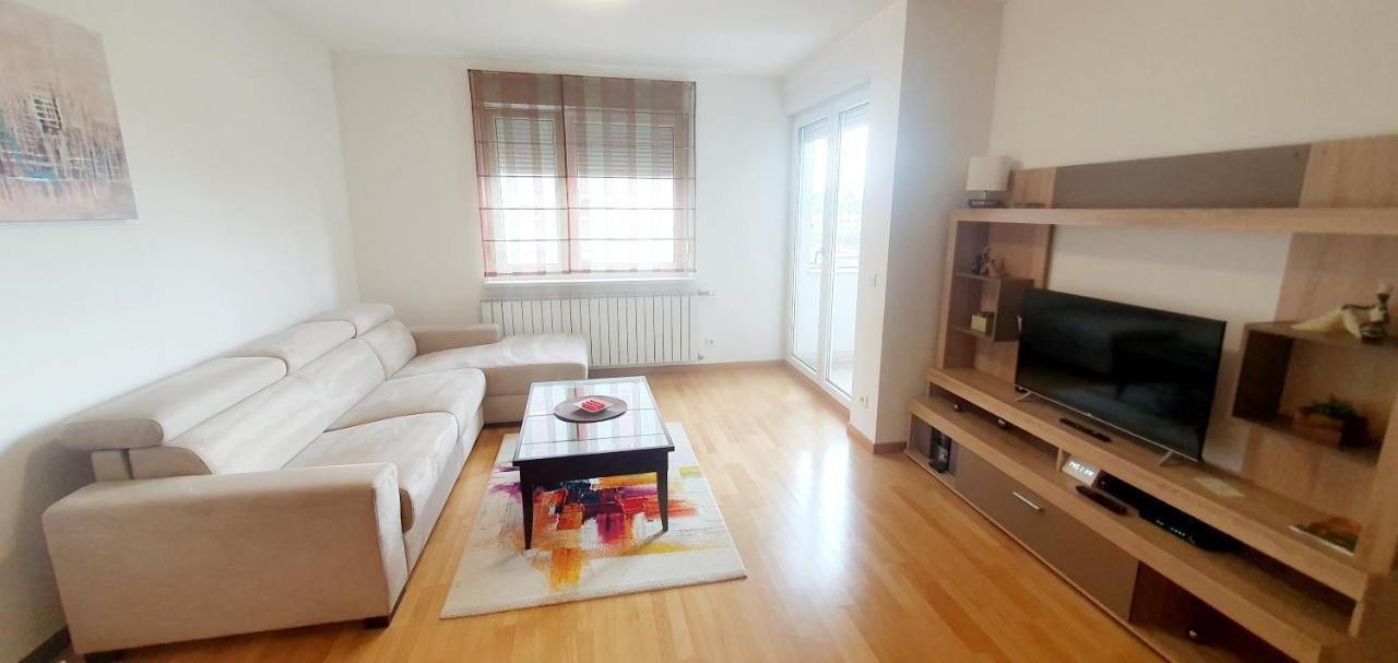 Nanna Apartment Zagreb Buitenkant foto