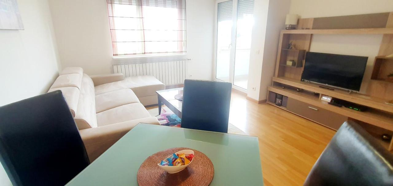 Nanna Apartment Zagreb Buitenkant foto